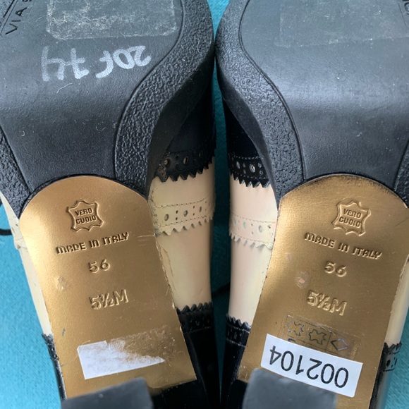 Via Spiga Italian Spectator heel with lace up vamp. Never worn. Sz 5-1/2M - Picture 6 of 7